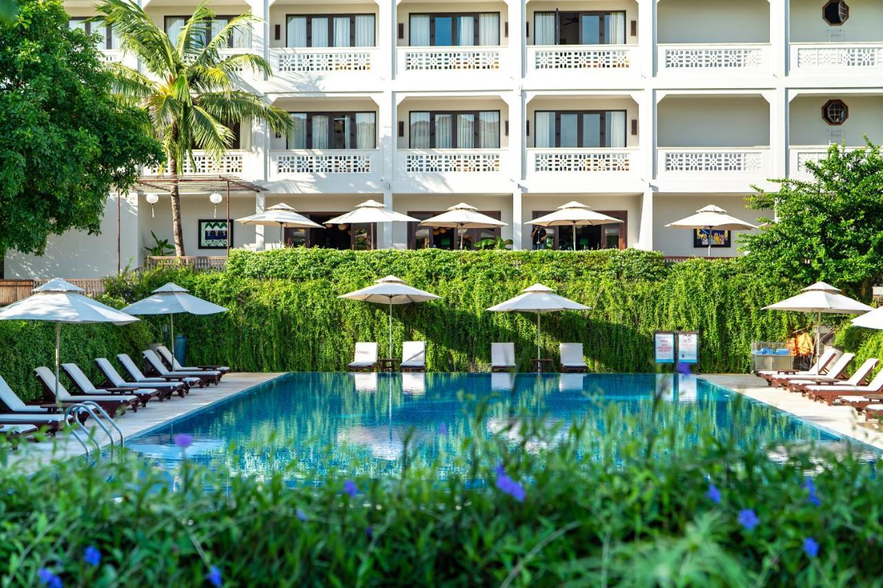 Rivertown Hoi An Resort & Spa Екстериор снимка The hotel's swimming pool