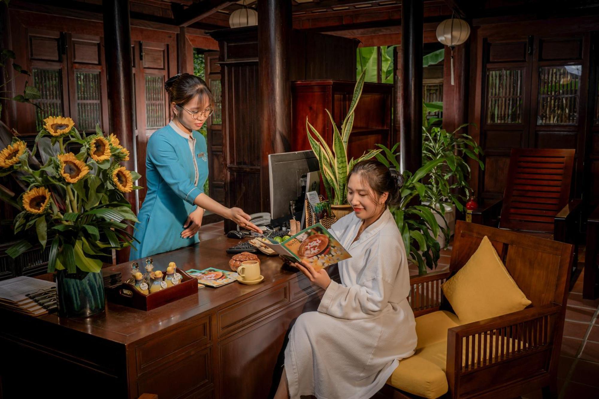 Rivertown Hoi An Resort & Spa Екстериор снимка Reception at the hotel