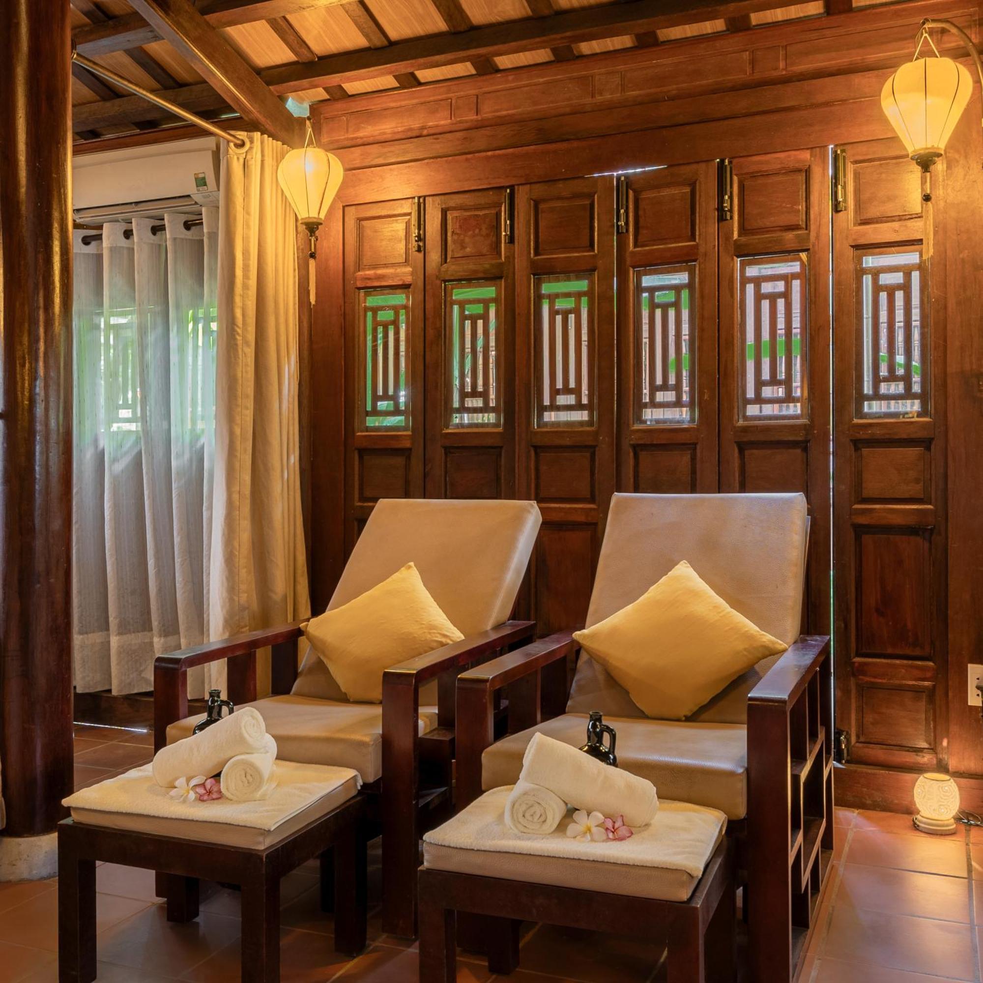 Rivertown Hoi An Resort & Spa Екстериор снимка Interior of a spa in Thailand
